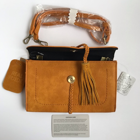 Free People Francesca Envelope Crossbody Bag NWT - Picture 3 of 4